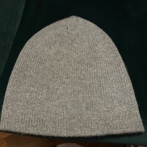 Theory cashmere winter beanie